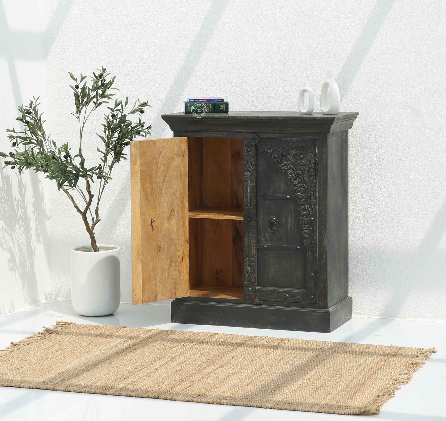 Gran wooden 2 door cabinet (Black finish)