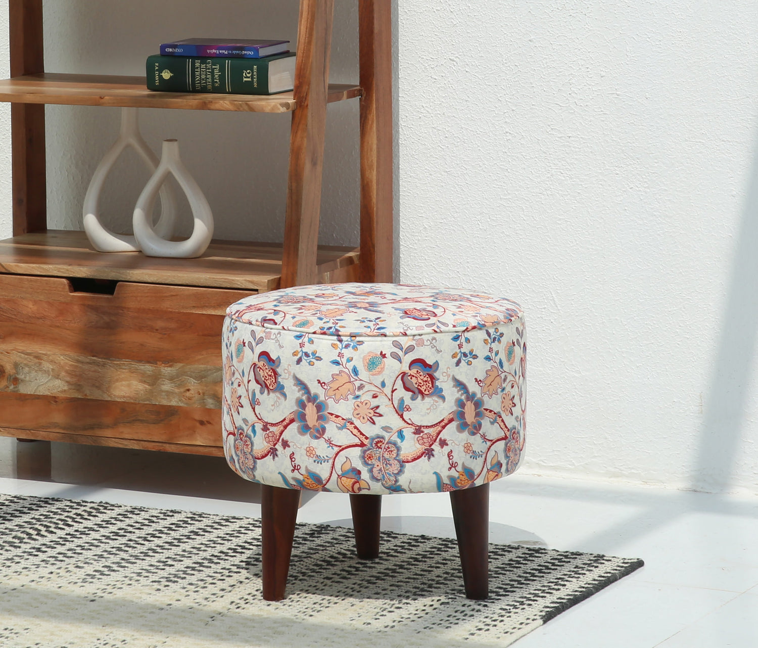 Stool / Pouf Ottoman - Opelhome
