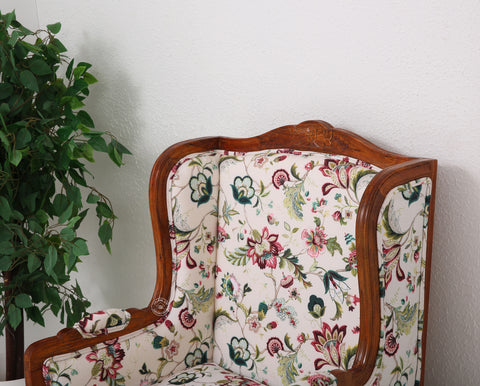 Modura Wooden Lounge Chair
