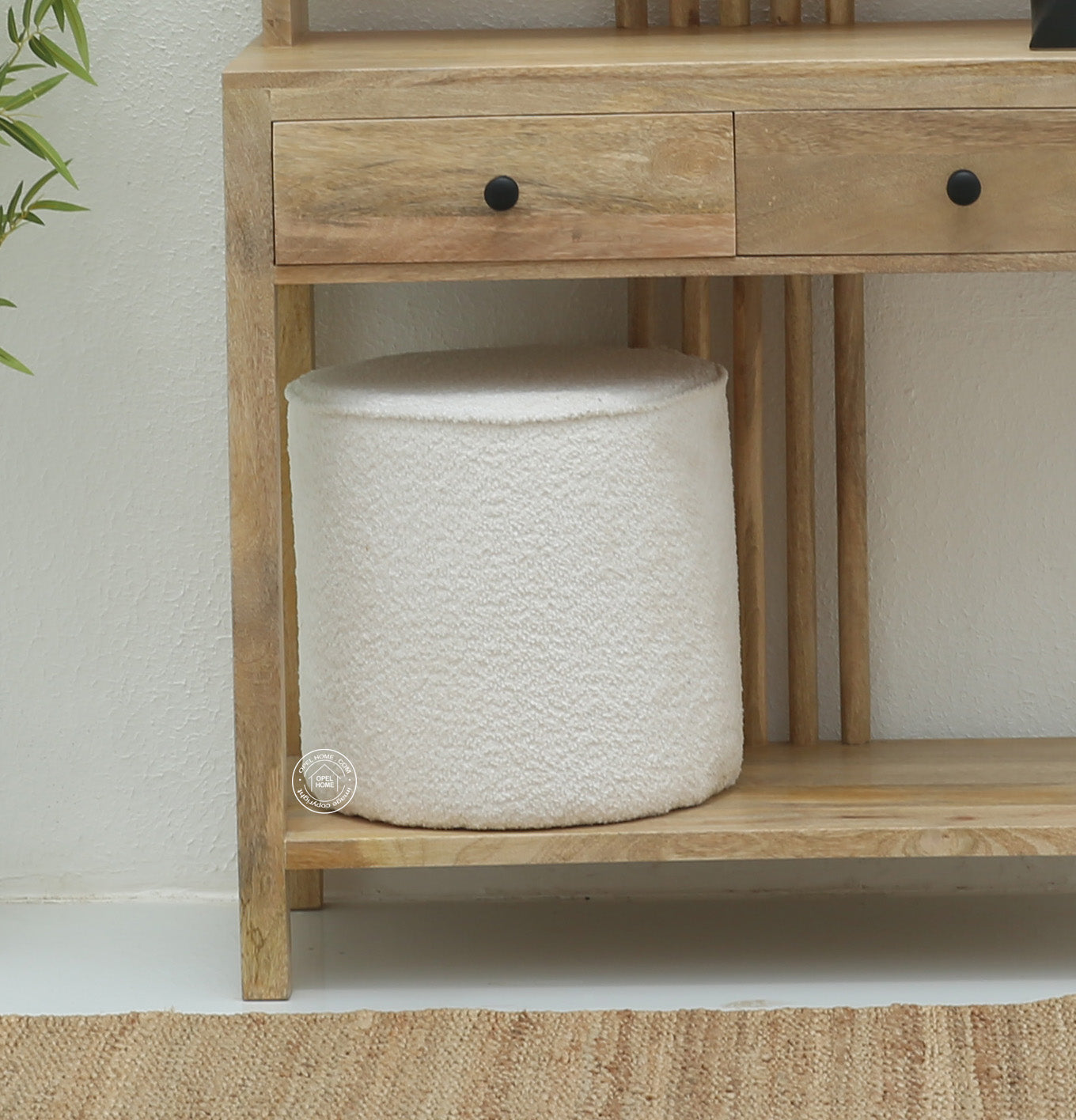 Orin Round Pouf