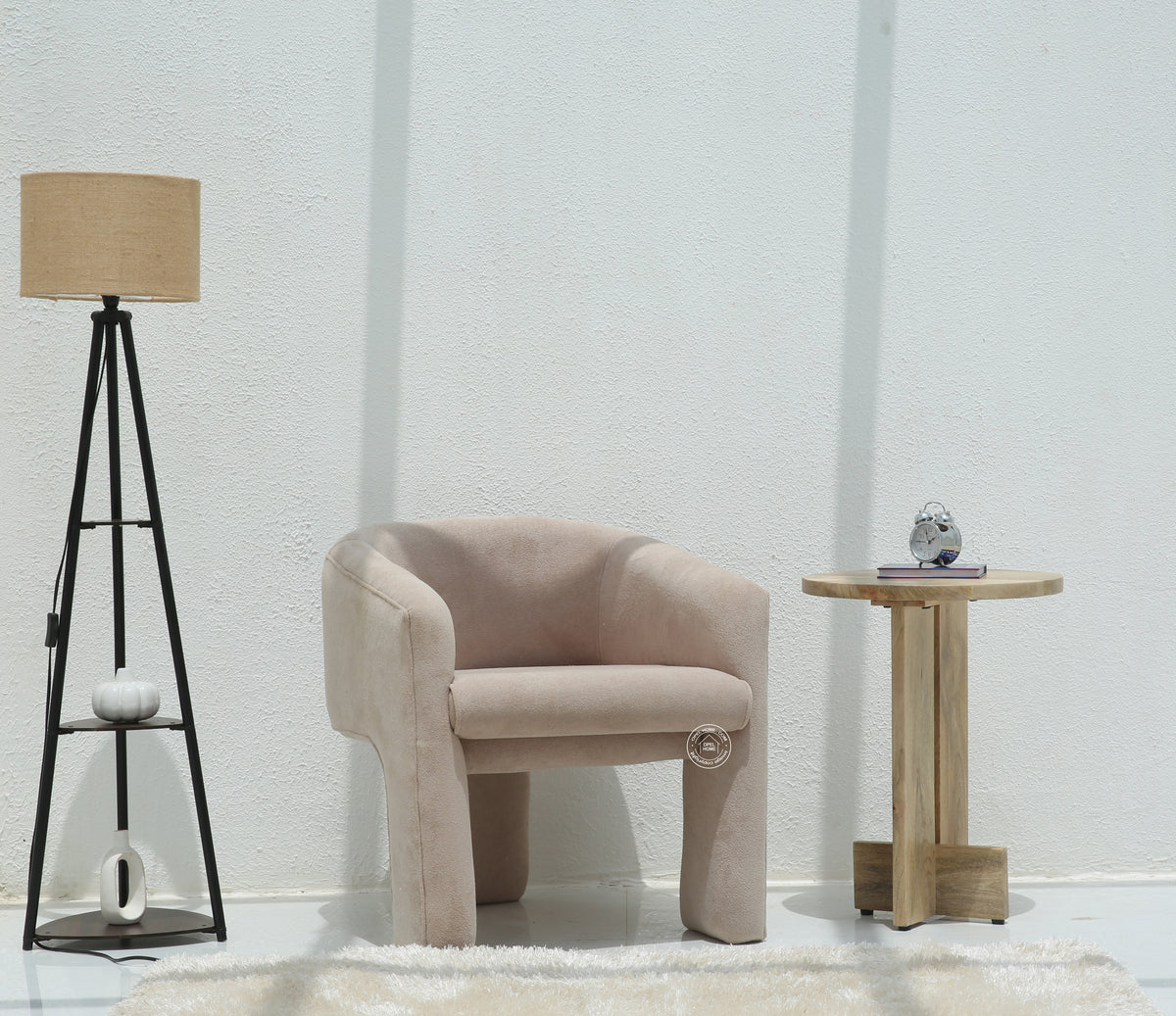 Urbo Arm Chair (salmon pink)