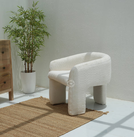 Urbo Arm Chair (boucle white)