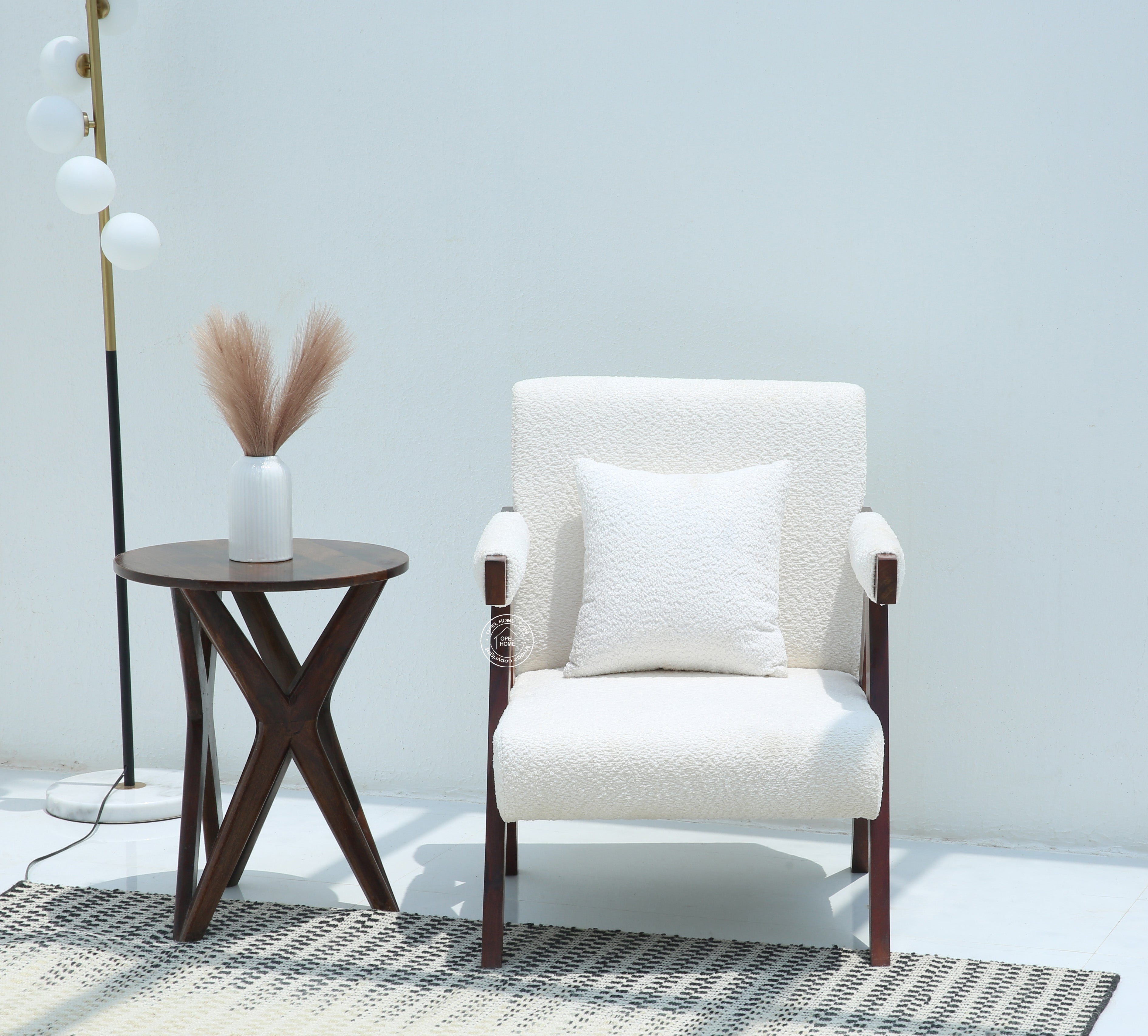 Antony Arm Chair Without Pillow (Cotton, white boucle)