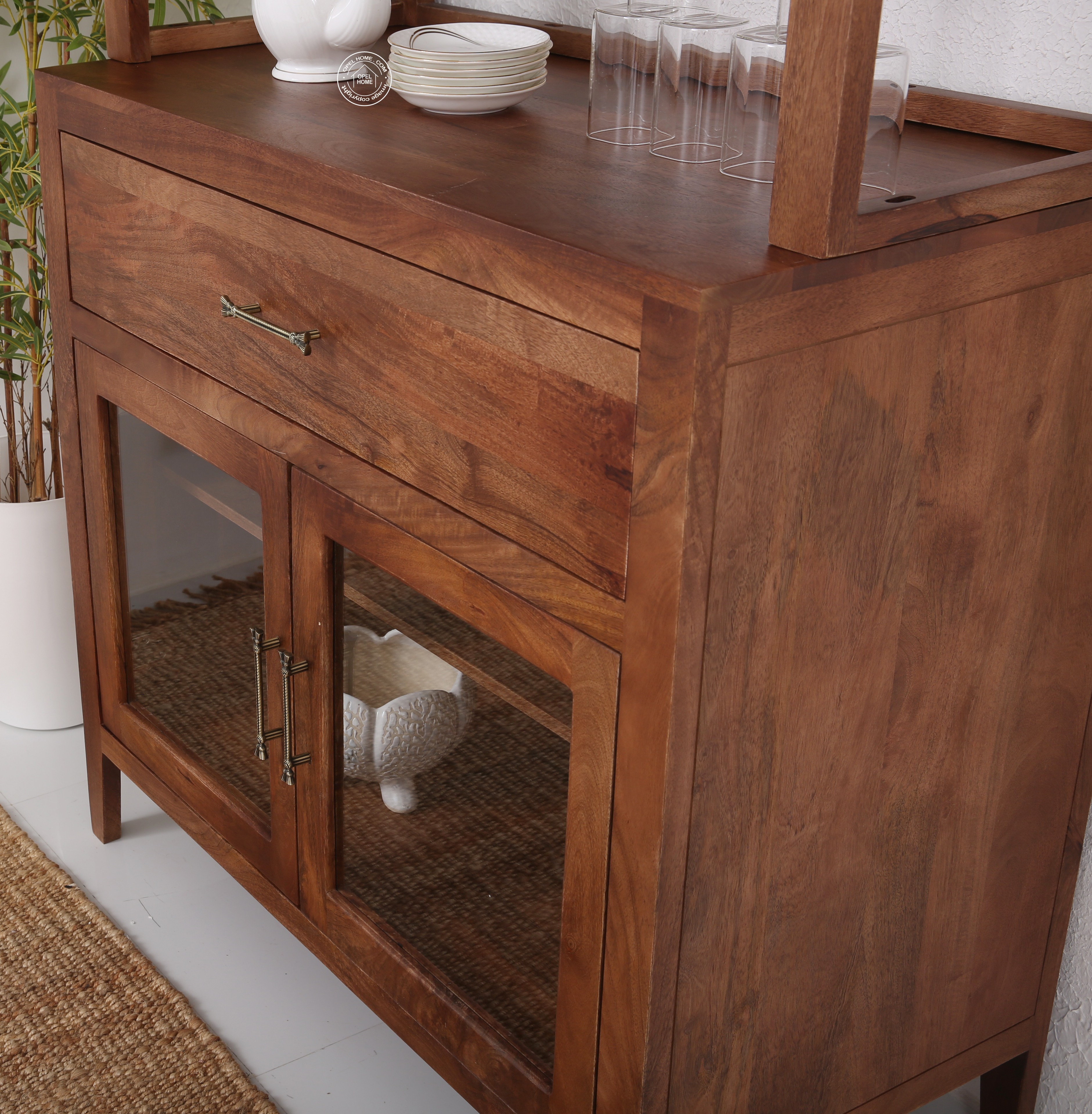 Minion glass wooden 4 door bar cabinet with drawer