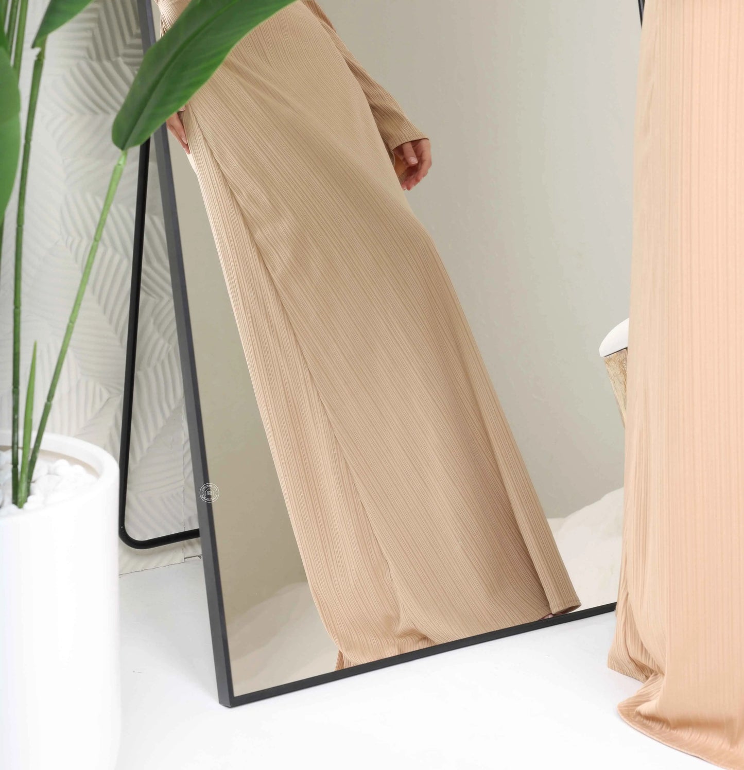 Black Arch Full Length Mirror with Stand