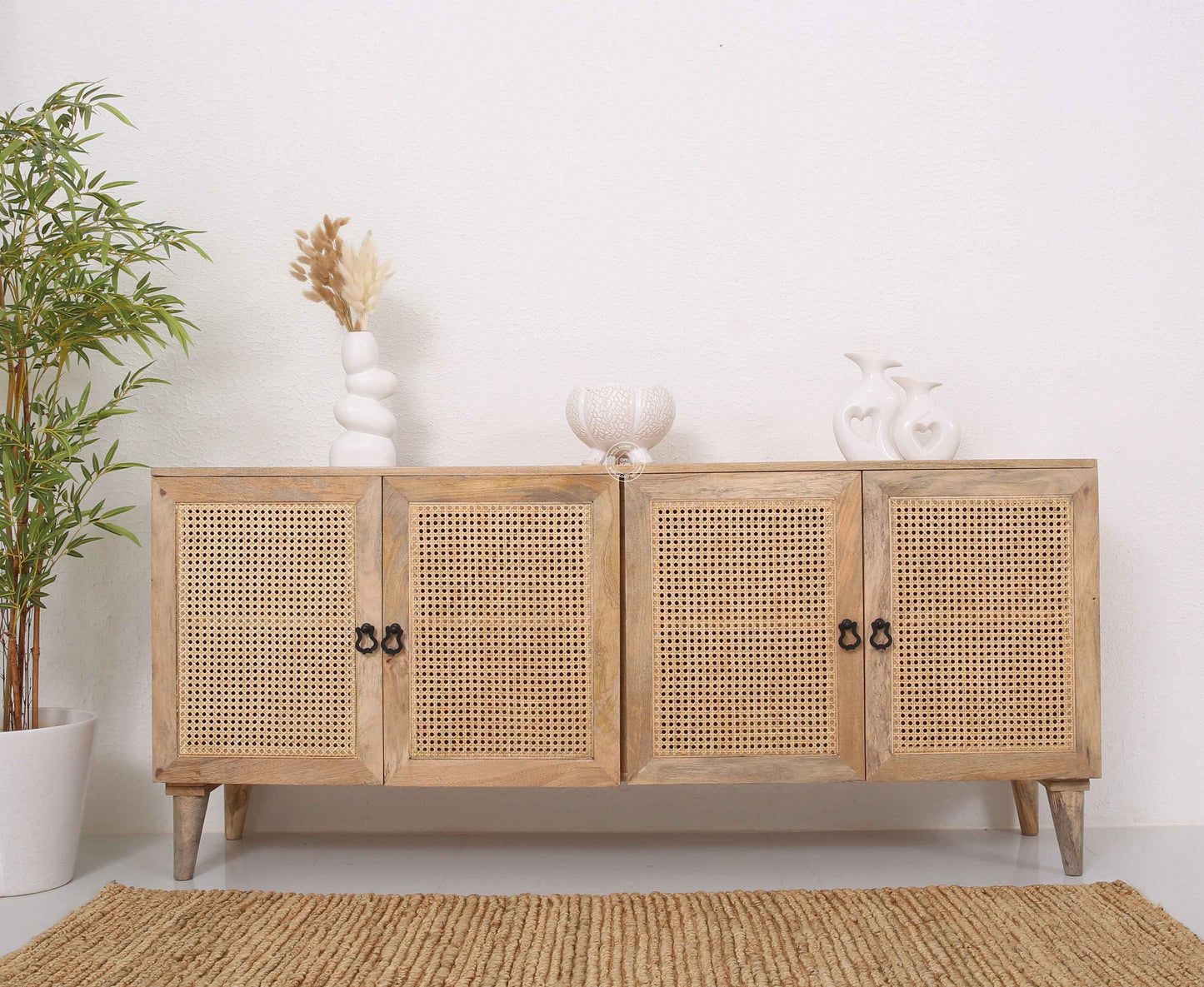David  Rattan Media Unit/Buffet