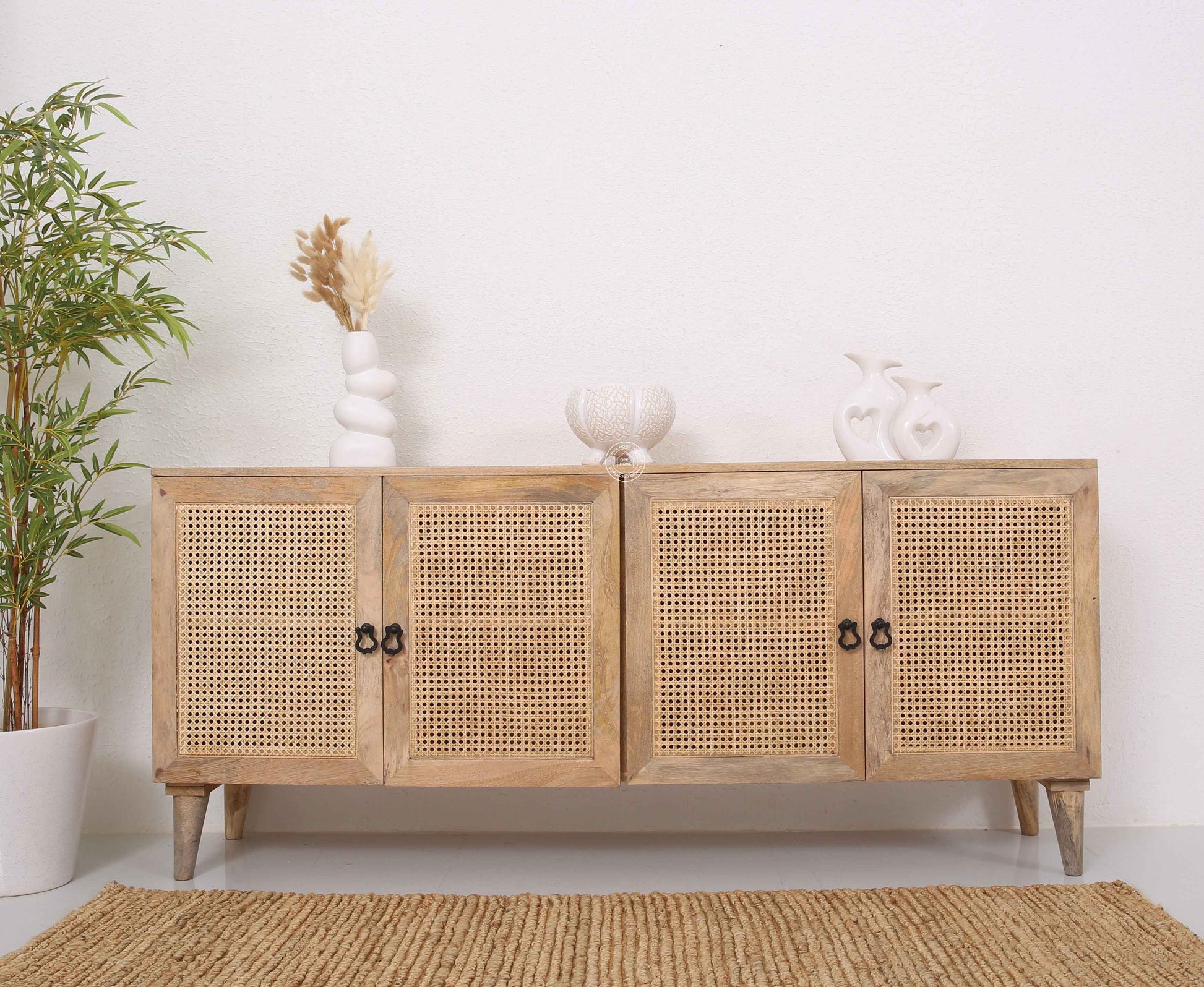 David  Rattan Media Unit/Buffet