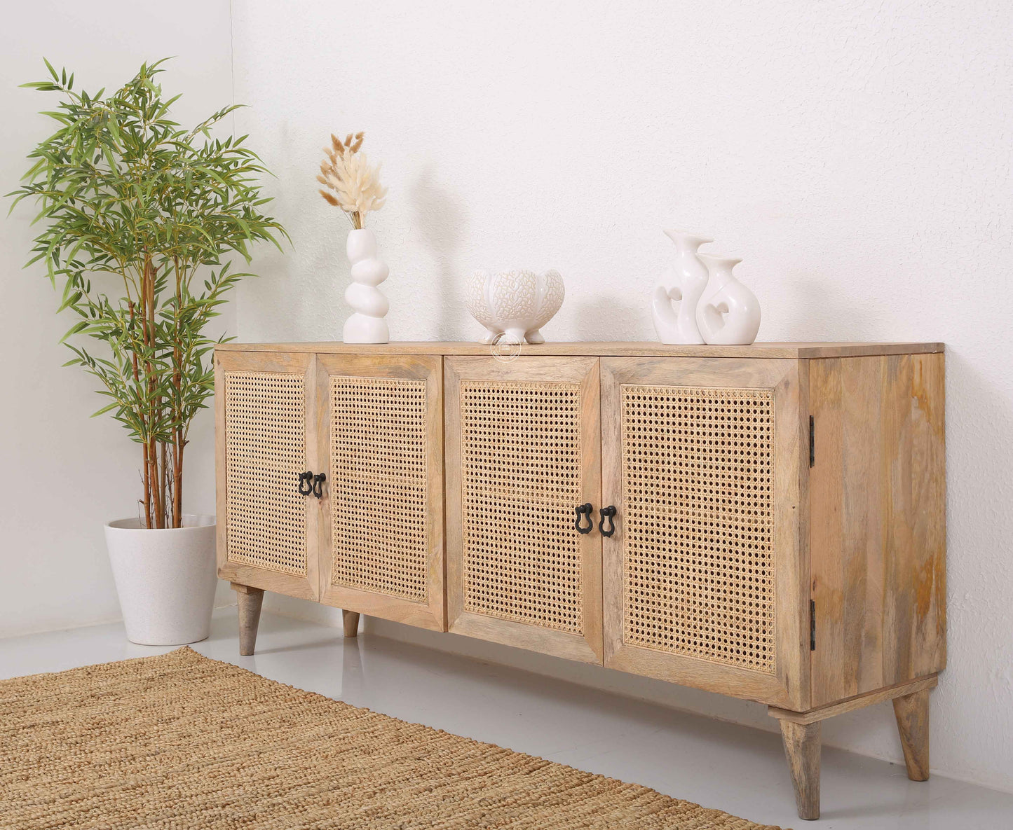 David  Rattan Media Unit/Buffet