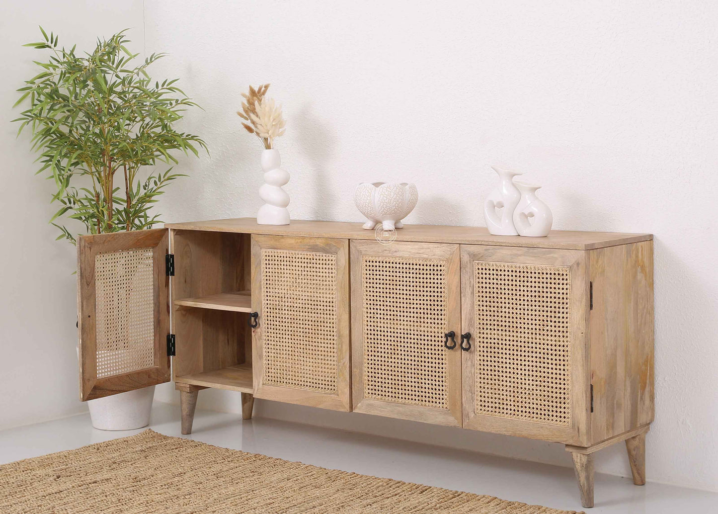 David  Rattan Media Unit/Buffet