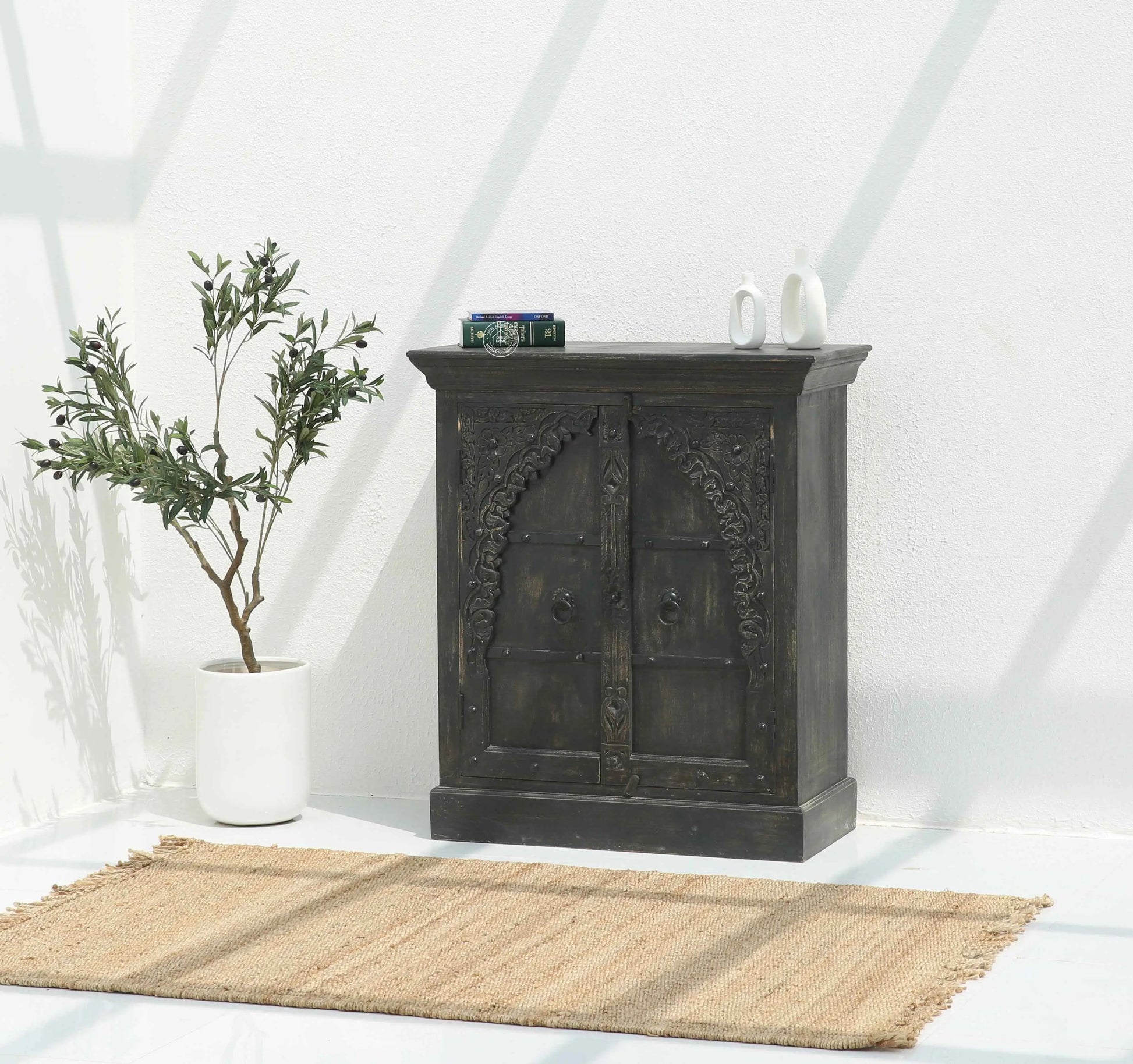 Gran wooden 2 door cabinet (Black finish)