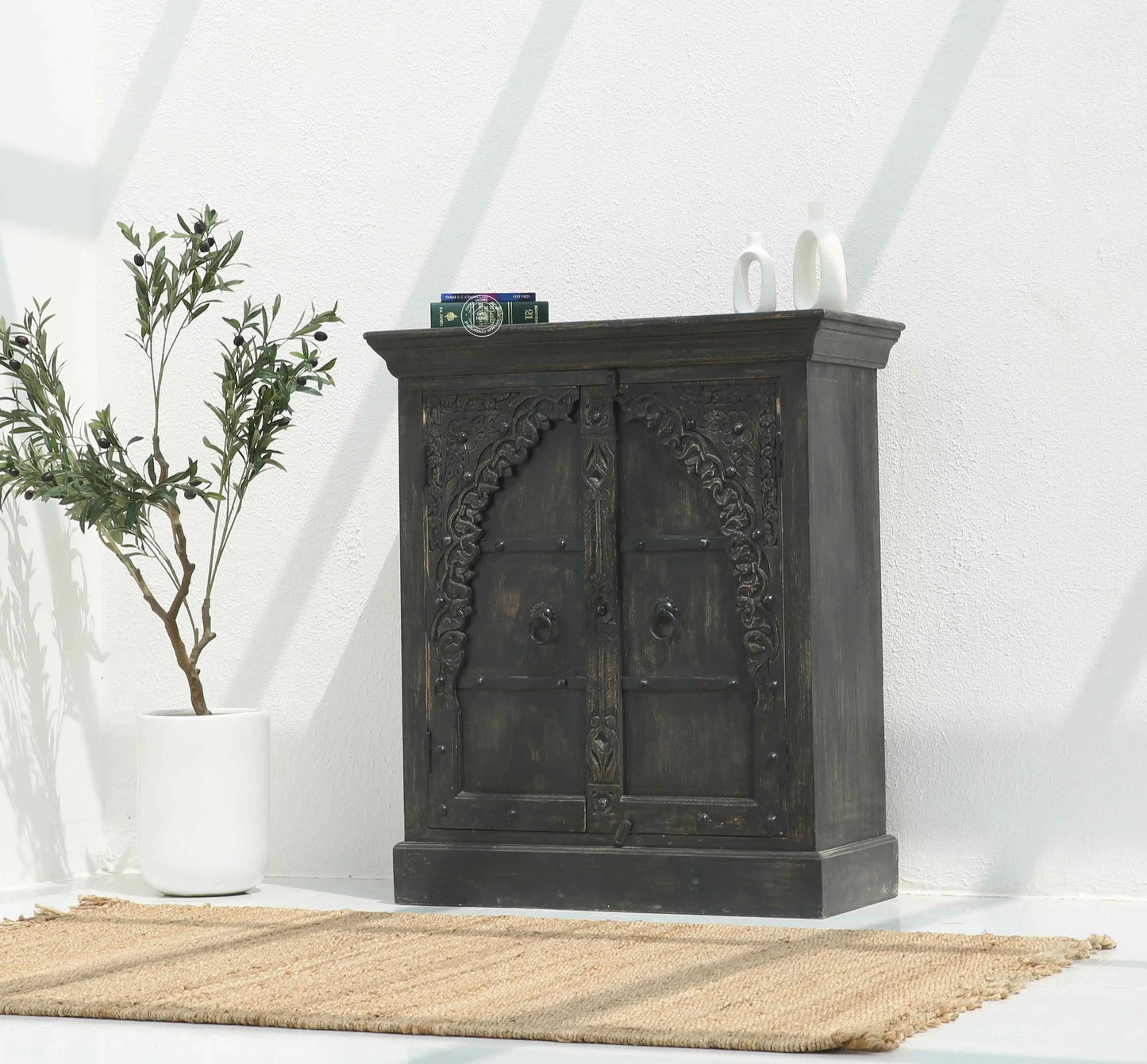 Gran wooden 2 door cabinet (Black finish)