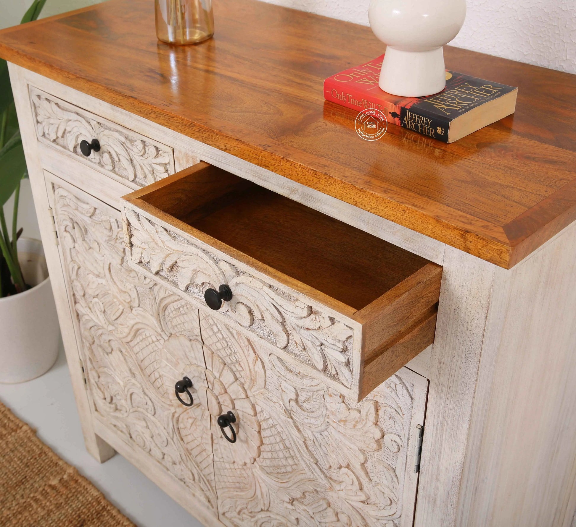 Pisty wooden 2 door 2 drawer cabinet (Multiple Colors Options)