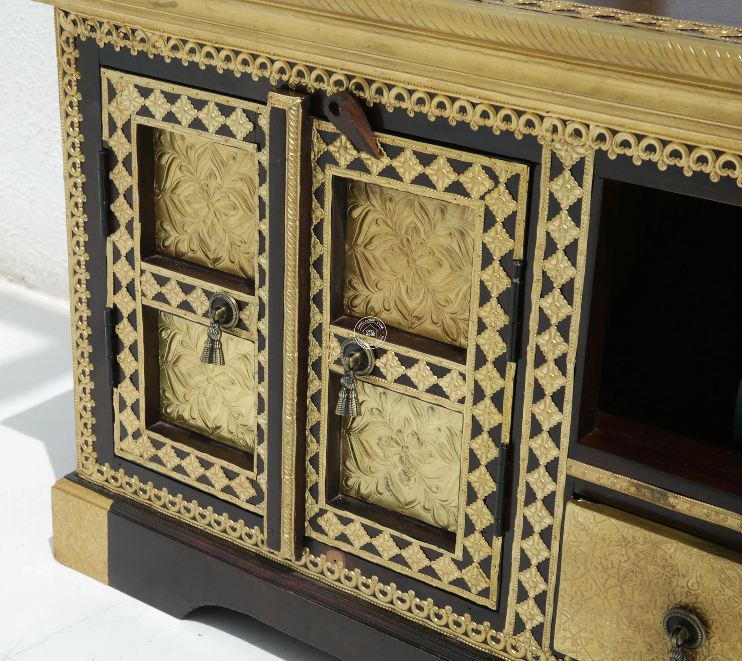 Tannis Brass FTD TV Stand - Opelhome