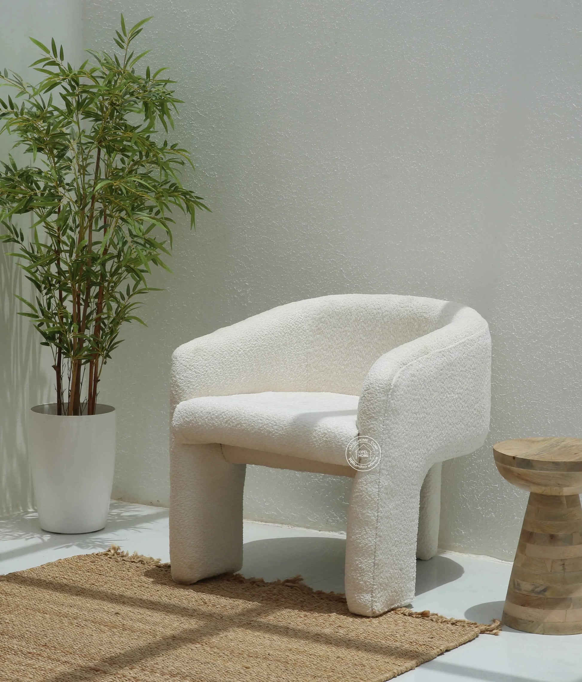 Urbo Arm Chair (boucle white)